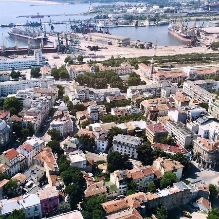 La Gare Apartment Варна Екстериор снимка